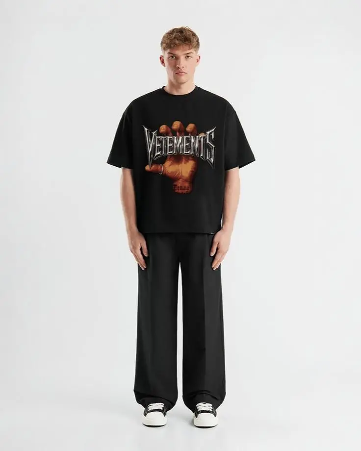 IRON Claw Oversized Graphic Tee