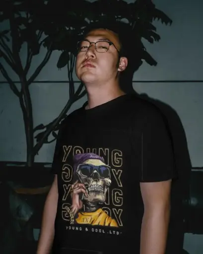 Young & Fearless Skull Rebel Tee